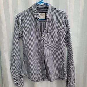 Abercrombie Women Dress Shirt striped blue and white long sleeve button up